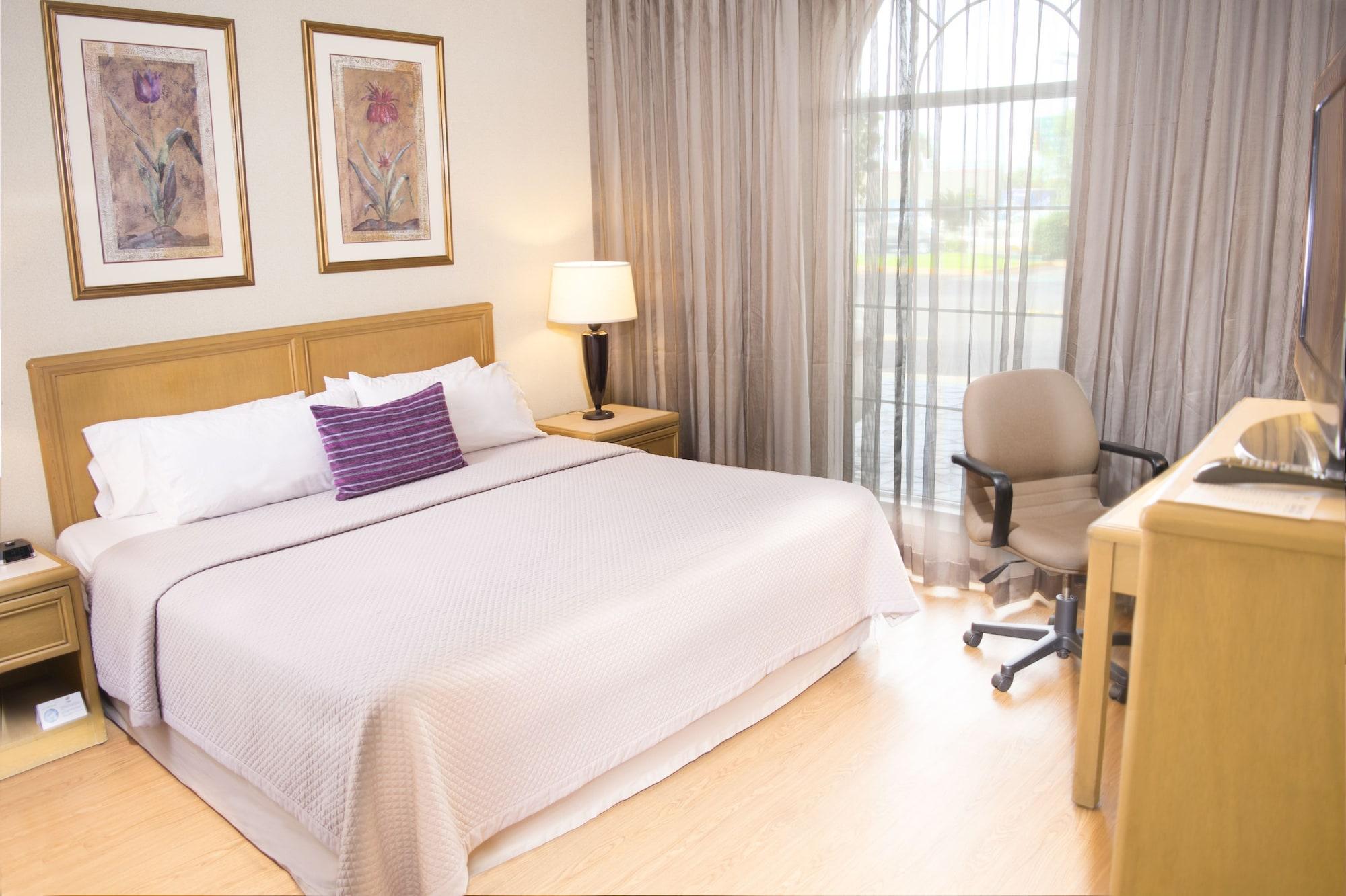 Istay Hotel Ciudad Victoria Exterior photo